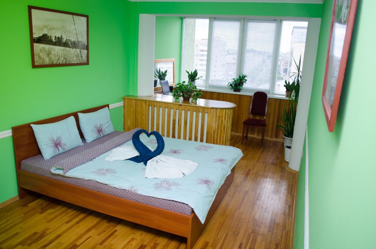 Babylon Apartments 罗夫诺 外观 照片